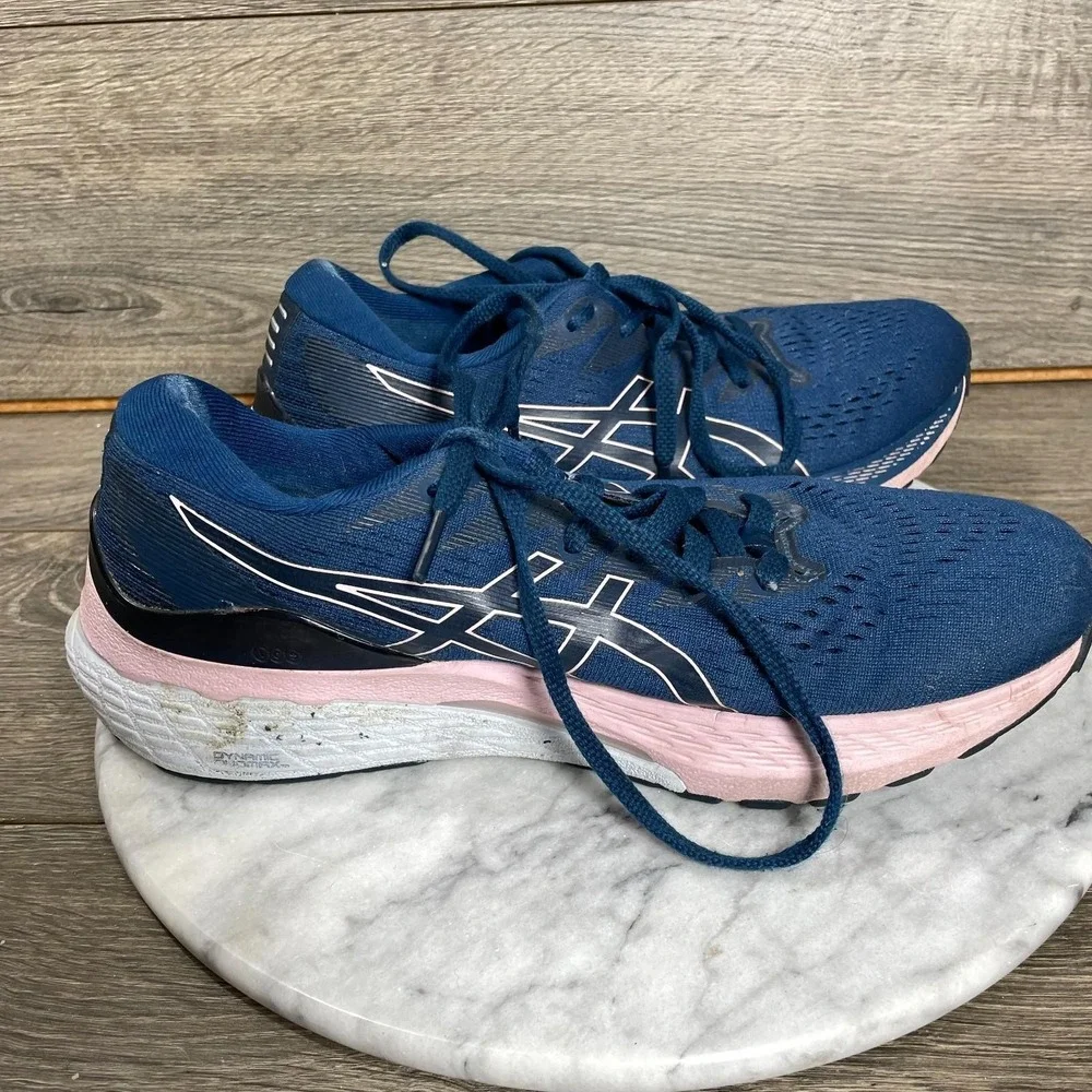 ASICS Shoes Womens 7 Blue Gel Kayano 28 Lace Up Sneakers Running Walking Comfort